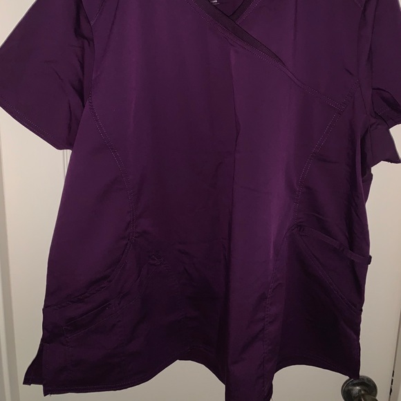 Scrub star 3xL plum purple scrub top - Picture 2 of 2